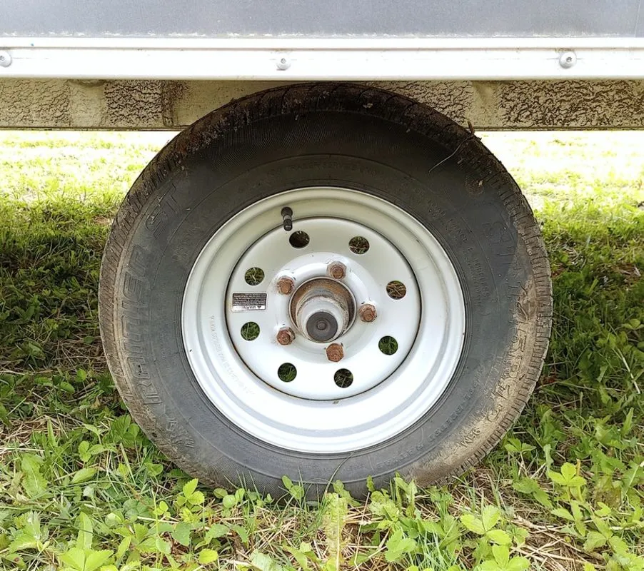 2022 Sno Pro Trailers 101×12 Aluminum Hybrid 2.0 w/Tapered Ramp, Mats & Guides