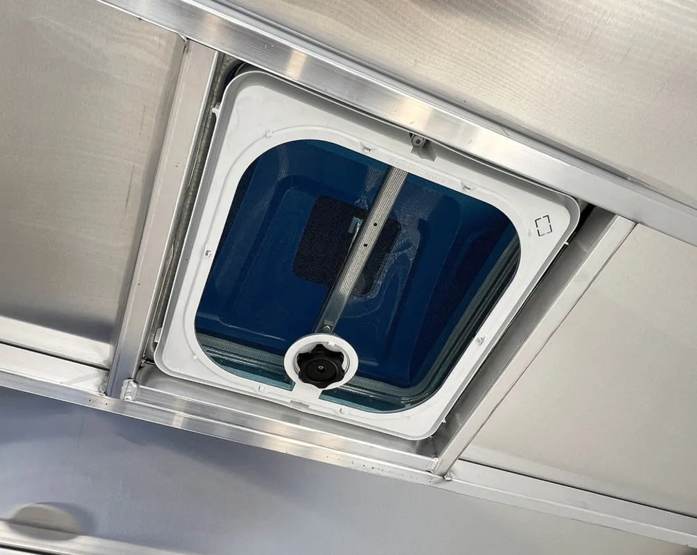 2024 Sno Pro 7.5×22 Aluminum 4-Place Drive In/Out w/Extra Height, Mats & Guides, Canopy