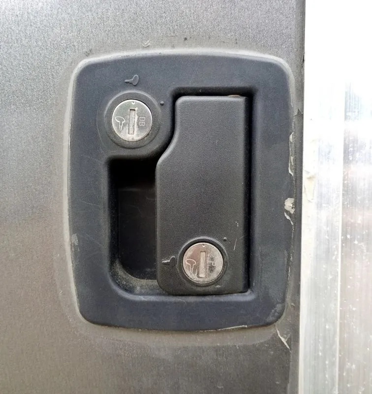 2022 Sno Pro Trailers 101×12 Aluminum Hybrid 2.0 w/Tapered Ramp, Mats & Guides