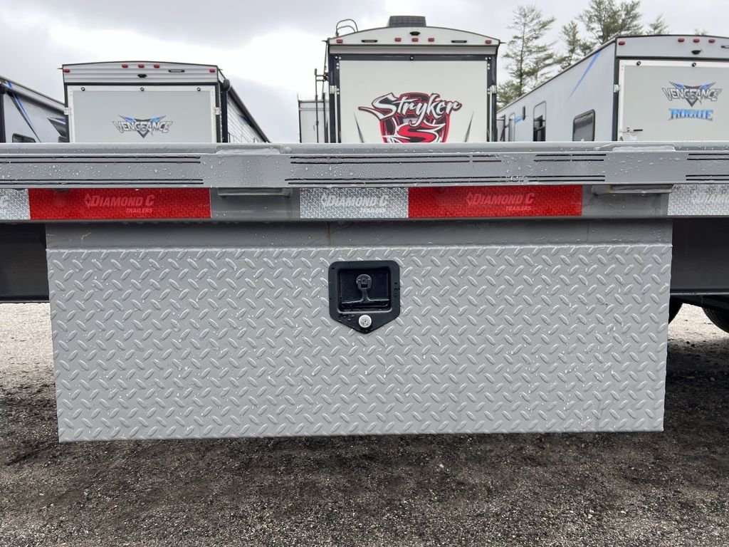 2024 Diamond C 8.5×20 20K Deckover Equipment Trailer w/ 72” Flip-Knee Ramps
