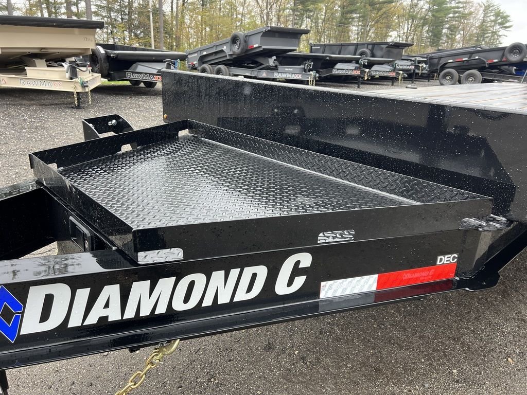 2024 Diamond Deckover Equipment Trailer