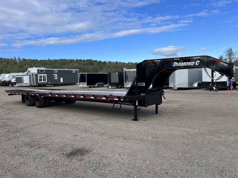 2024 Diamond C 8.5×35 25K Gooseneck Equipment Trailer w/Spare Mount