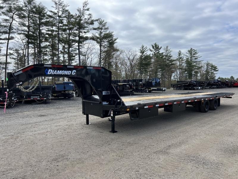 2024 Diamond C 8.5×35 25K Gooseneck Equipment Trailer w/Spare Mount
